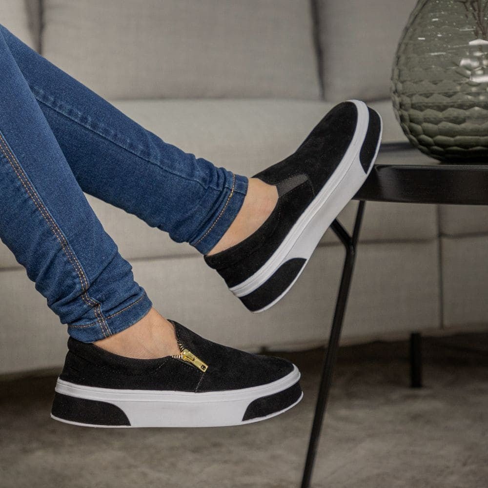 Sapato Camurça Feminino GuGi Com Sola Reta. - Shopp Brasil