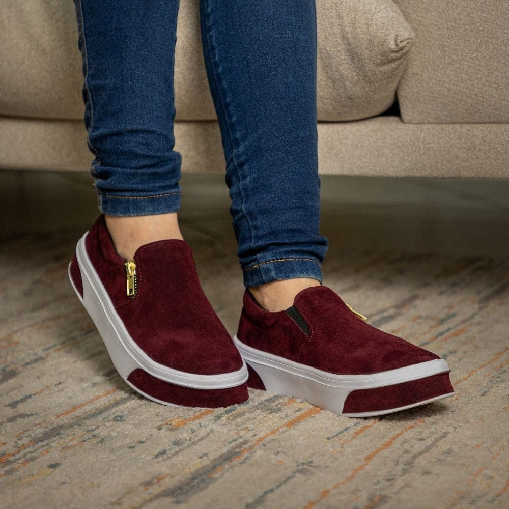 Sapato Camurça Feminino GuGi Com Sola Reta. - Shopp Brasil