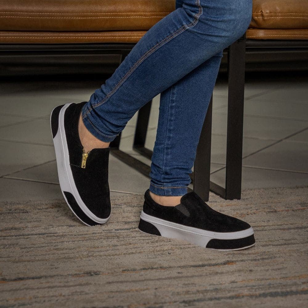 Sapato Camurça Feminino GuGi Com Sola Reta. - Shopp Brasil