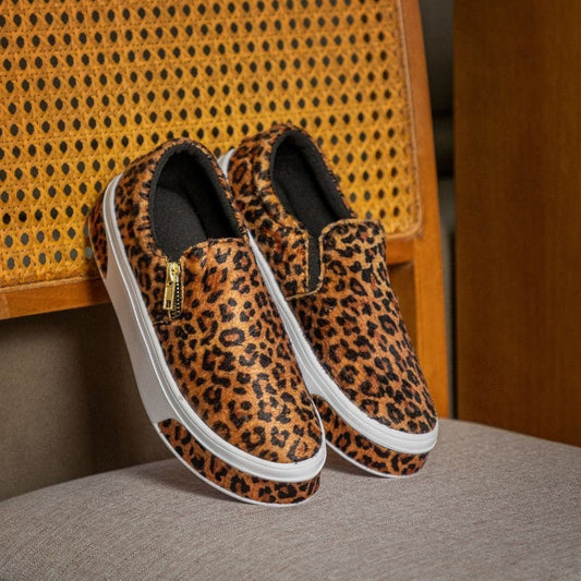 Sapato Camurça Feminino GuGi Com Sola Reta. - Shopp Brasil